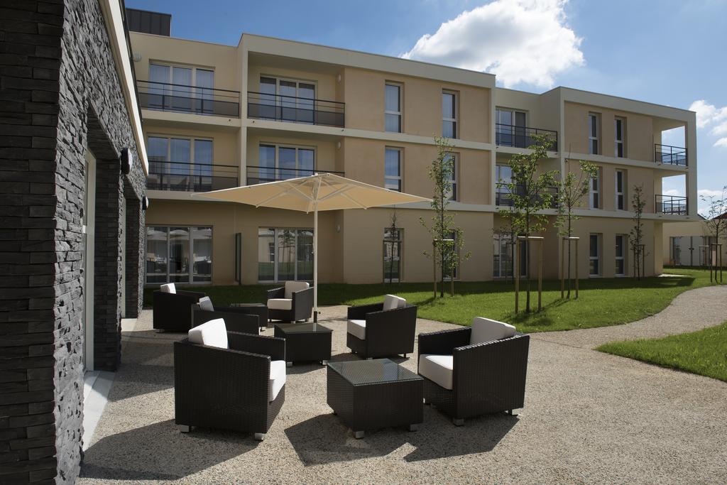 Domitys La Clef Des Champs Poitiers Exterior foto